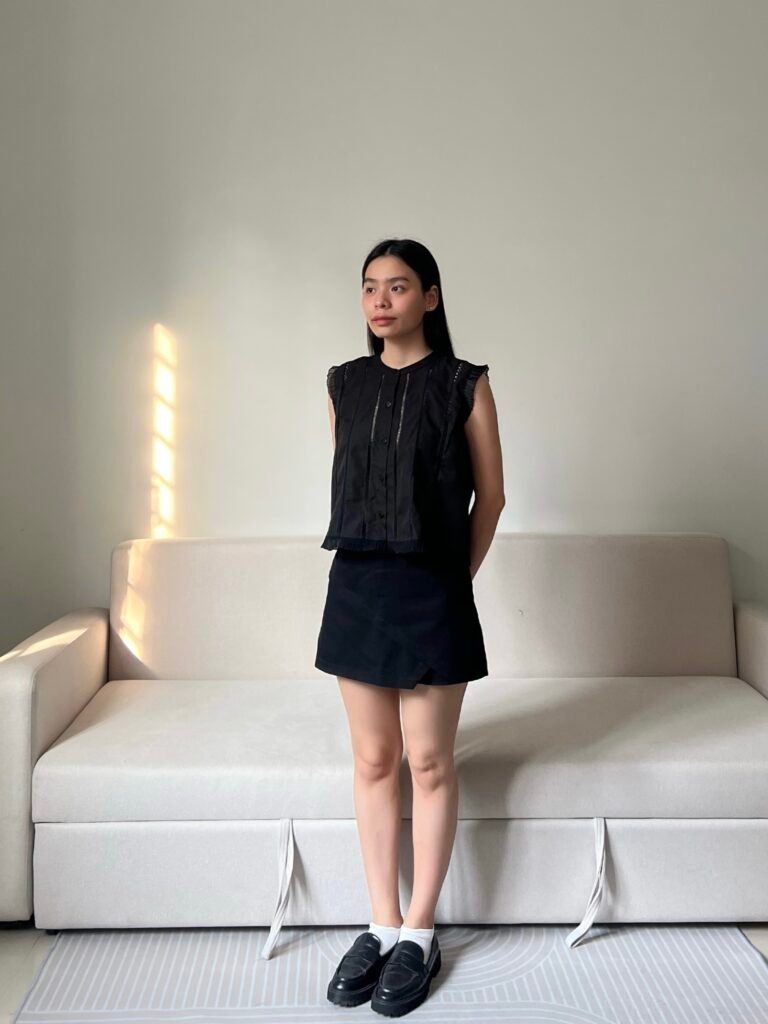 Daisy Top & Basic Skirt